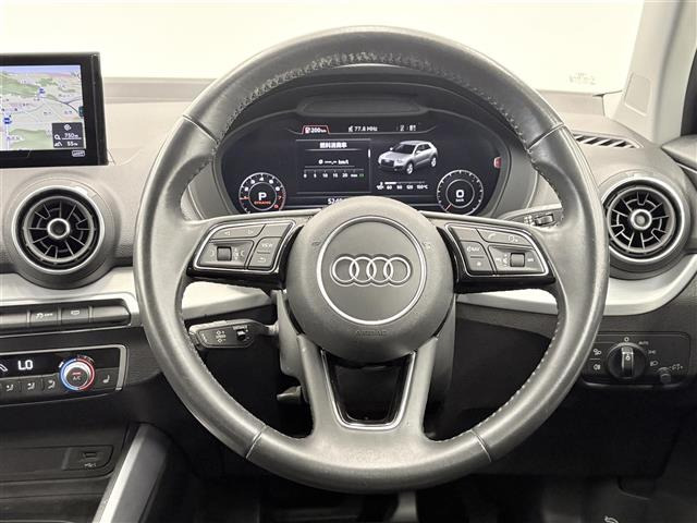 Q21.0 TFSI スポーツ
