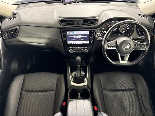 エクストレイル2.0 20Xi