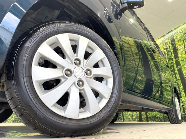 �y�����A���~�z�C�[���z�O�ςɃ}�b�`���������A���~�z�C�[���𑕒����Ă���܂��B�e��ЊO�A���~�z�C�[����A�X�^�b�h���X�^�C�����戵�����Ă���܂��B���񂲑��k����������