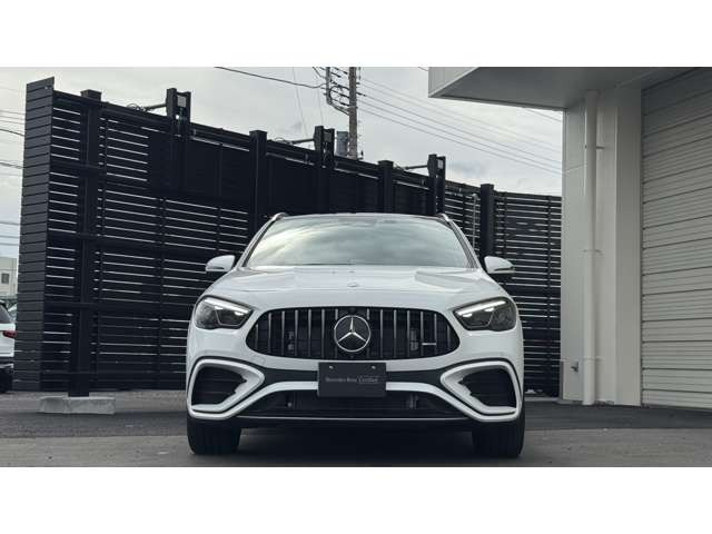 GLAクラスAMG GLA35 4マチック 4WD
