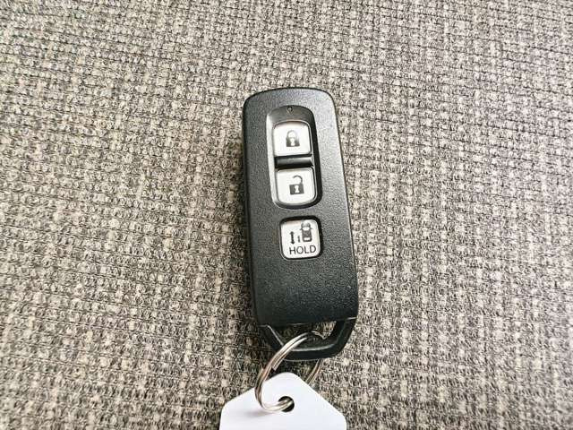 お客様のご予算帯に合わせたお車を常時50台以上取り揃えています!当社のスタッフがお客様のお車選びをしっかりサポートしご提案させていただきます!