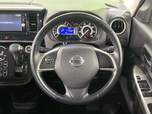�y�X�e�A�����O�X�C�b�`�z�^�]���A�O������ڐ������炷���ƂȂ��A�I�[�f�B�I���̑��삪�\�ȕ֗��@�\!���S&���K�ȃh���C�u�����o���Ă���܂���