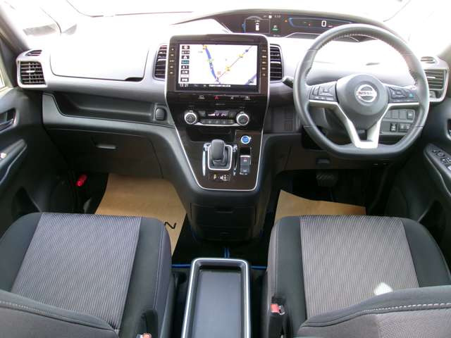 セレナ1.2 e-POWER ハイウェイスターV