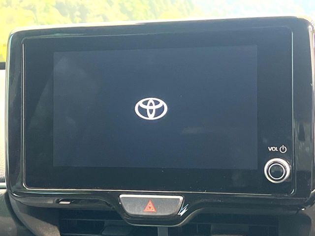 �y8�C���` �f�B�X�v���C�I�[�f�B�I�z���ʂ̃f�B�X�v���C��AppleCarPlay��AndroidAuto�����p�\�B�傫�ȉ�ʂŃX�}�z�i�r�A�v���������p���������܂���