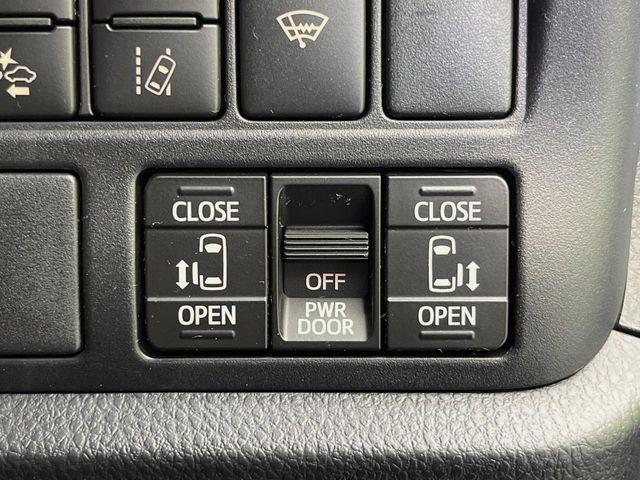 ヴォクシー2.0 ZS 煌