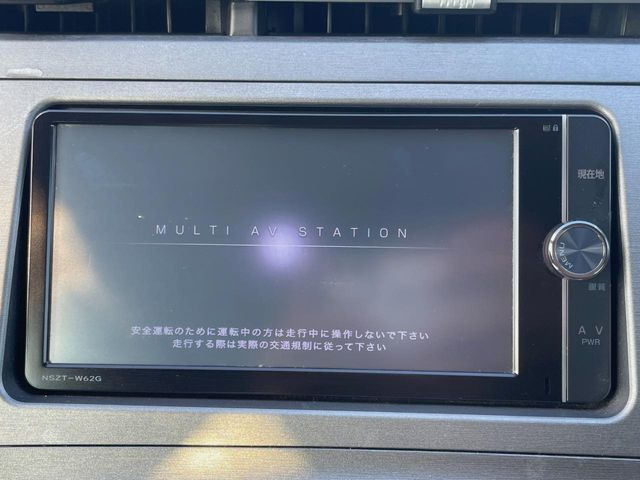 プリウス1.8 S