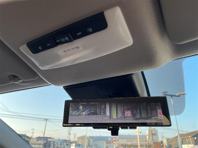 ノート1.2 AUTECH クロスオーバー FOUR 4WD