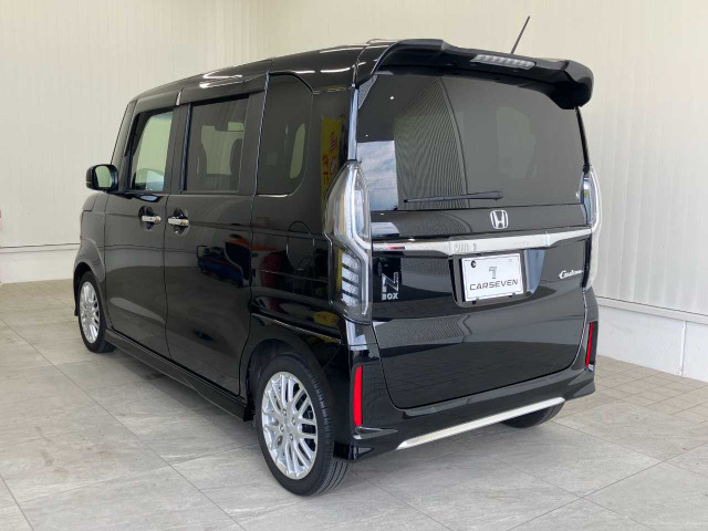 N-BOXカスタムL ターボ