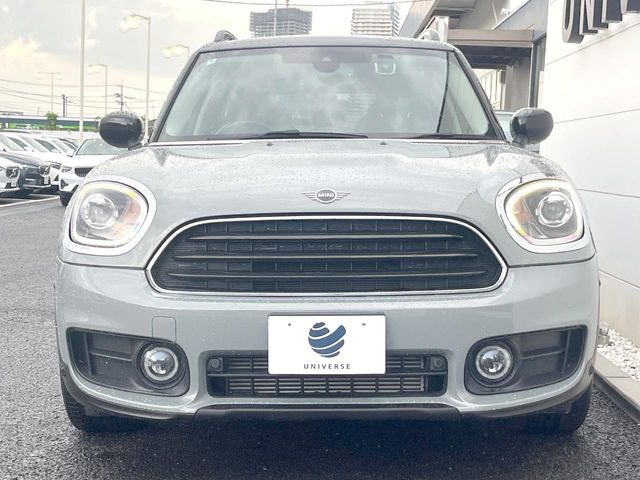 ●ご覧の通り綺麗な状態を維持しているお車ですが、小さなキズの状況や他の箇所のお写真もお送りできます。ご遠方の方でも安心してご検討いただける様、お客様のご希望に応じて出来る限りご対応させていただきます。