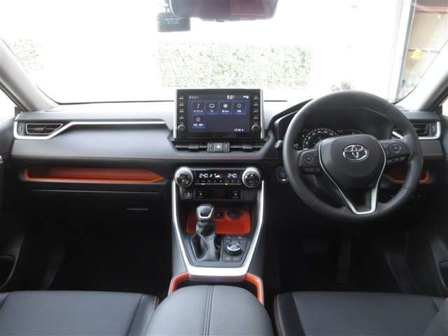RAV42.0 アドベンチャー 4WD