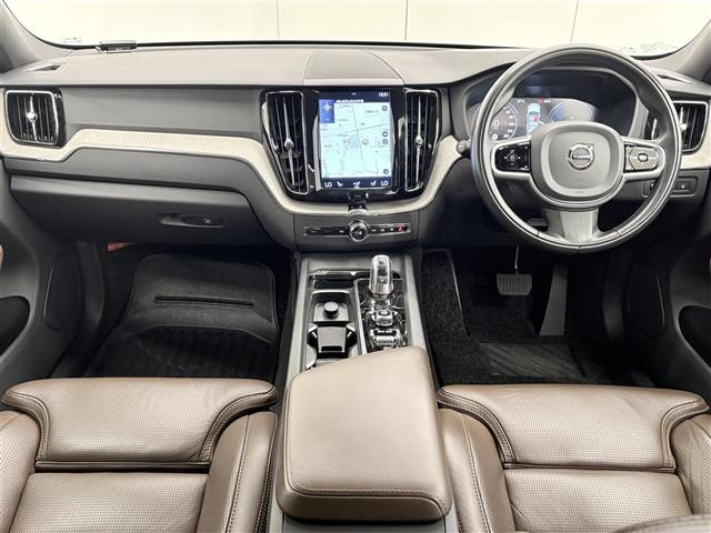 XC60T8 ツインエンジン AWD インスクリプション 4WD