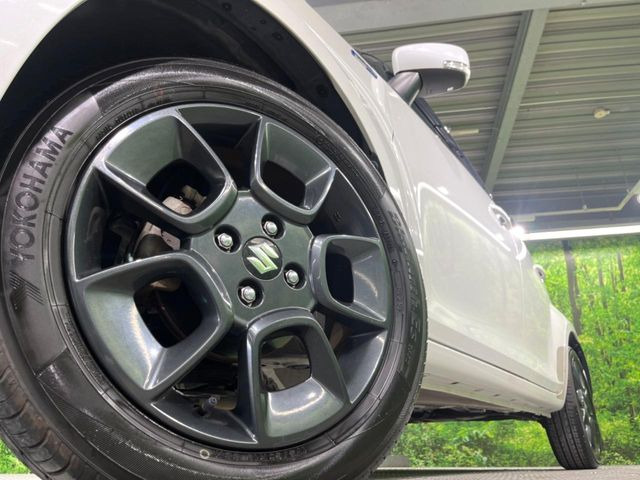 �y����16�C���`�A���~�z�C�[���z�O�ςɃ}�b�`���������A���~�z�C�[���𑕒����Ă���܂��B�e��ЊO�A���~�z�C�[����A�X�^�b�h���X�^�C�����戵�����Ă���܂��B���񂲑��k����������