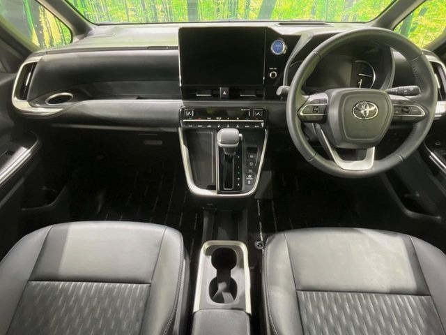 ノア1.8 ハイブリッド S-Z