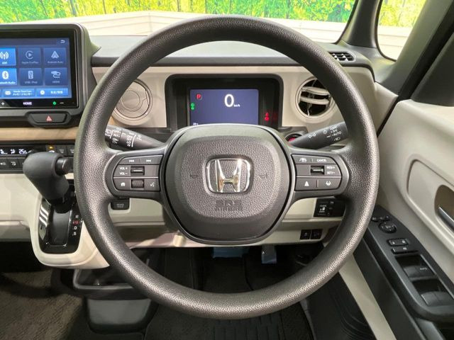 【アダプティブクルーズコントロール】高速道路での長距離走行が楽に!!自動で速度を保つクルーズコントロールが、衝突軽減システムと連携し、前方の車両を感知して車間を保つように速度調節してくれます!!