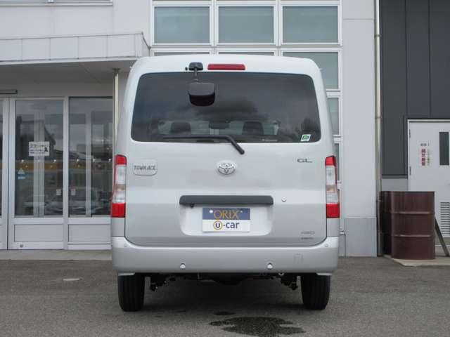 �y�ፑ�Ȃ�ł͂̂������z�H�c���͍~��n��ł��̂�4WD�̎ԗ��𑽂��W�����Ă���܂��B�Z��܂ɂ�鉺���̃T�r�΍�����Г��X�ɂ��C����������!
