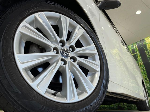 �y����18�C���`�A���~�z�C�[���z�O�ςɃ}�b�`���������A���~�z�C�[���𑕒����Ă���܂��B�e��ЊO�A���~�z�C�[����A�X�^�b�h���X�^�C�����戵�����Ă���܂��B���񂲑��k����������