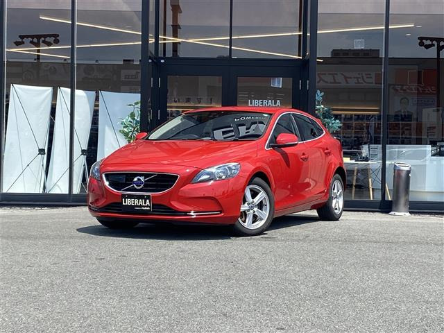 V40
