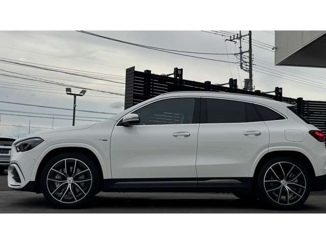 GLAクラスAMG GLA35 4マチック 4WD
