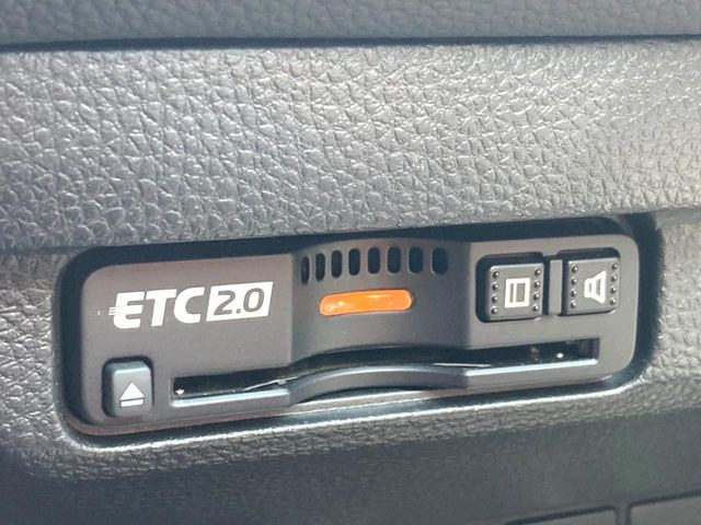 【ETC】高速道路の料金所をストレスなく通過!話題のスポットやサービスエリアに多い「スマートIC」利用時は必須のアイテムです。当店でセットアップを実施、ご納車当日からすぐにご利用いただけます!