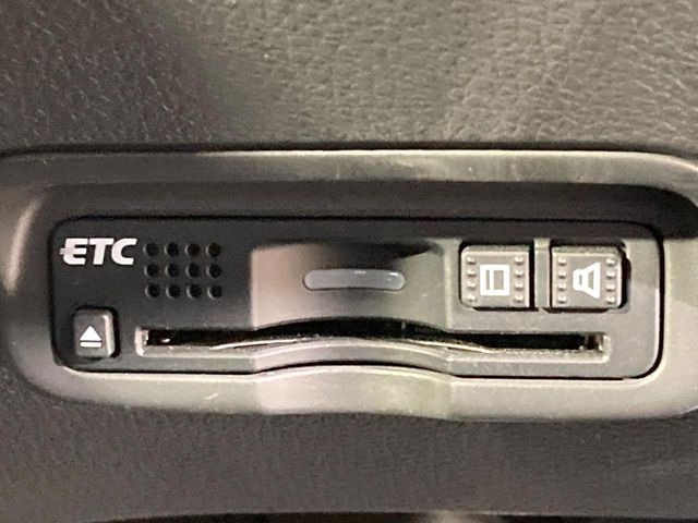 【ETC】高速道路の料金所をストレスなく通過!話題のスポットやサービスエリアに多い「スマートIC」利用時は必須のアイテムです。当店でセットアップを実施、ご納車当日からすぐにご利用いただけます!