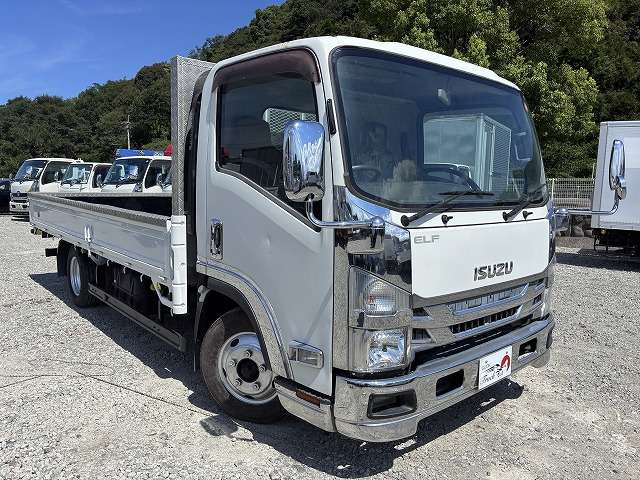 エルフ