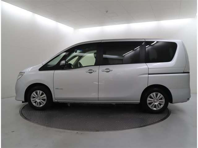 セレナ2.0 20X S-HYBRID