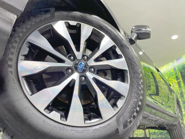 �y����18�C���`�A���~�z�C�[���z�O�ςɃ}�b�`���������A���~�z�C�[���𑕒����Ă���܂��B�e��ЊO�A���~�z�C�[����A�X�^�b�h���X�^�C�����戵�����Ă���܂��B���񂲑��k����������