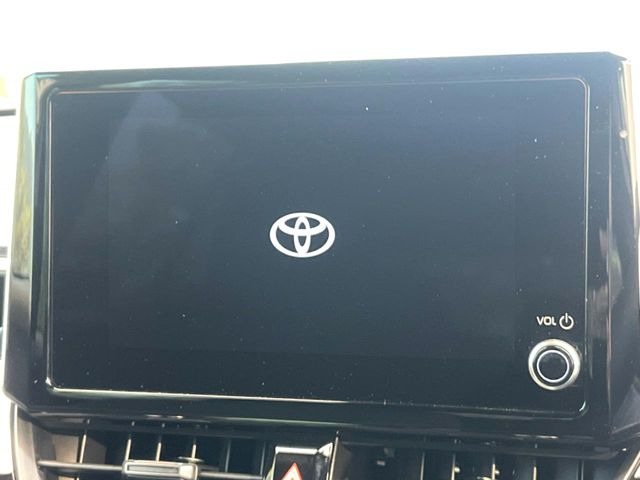 �y8�C���` �f�B�X�v���C�I�[�f�B�I�z���ʂ̃f�B�X�v���C��AppleCarPlay��AndroidAuto�����p�\�B�傫�ȉ�ʂŃX�}�z�i�r�A�v���������p���������܂���