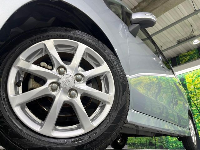 �y����14�C���`�A���~�z�C�[���z�O�ςɃ}�b�`���������A���~�z�C�[���𑕒����Ă���܂��B�e��ЊO�A���~�z�C�[����A�X�^�b�h���X�^�C�����戵�����Ă���܂��B���񂲑��k����������