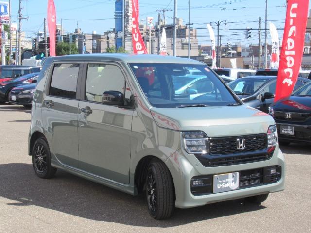 N-WGNカスタムL ブラックスタイル 4WD