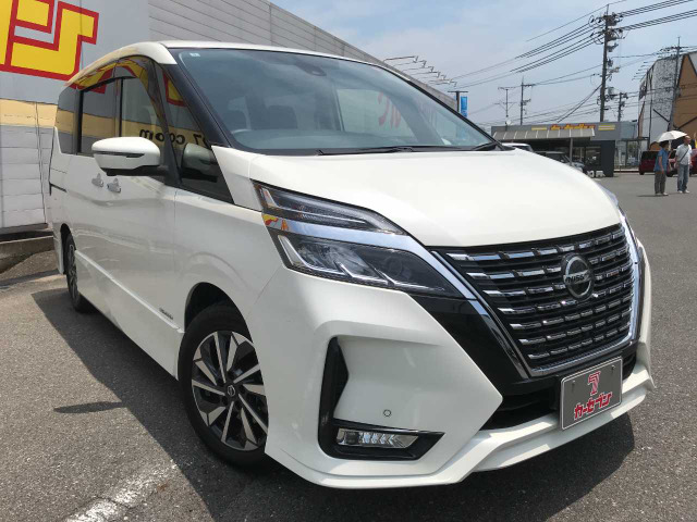 セレナ2.0 ハイウェイスターV