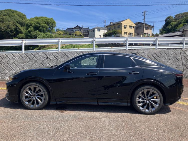 クラウンクロスオーバー2.5 G アドバンスト レザー パッケージ E-Four 4WD