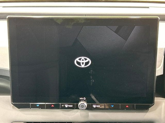 �y12.9�C���` �f�B�X�v���C�I�[�f�B�I�z���ʂ̃f�B�X�v���C��AppleCarPlay��AndroidAuto�����p�\�B�傫�ȉ�ʂŃX�}�z�i�r�A�v���������p���������܂���