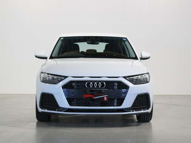 A1スポーツバック25 TFSI アドバンスド