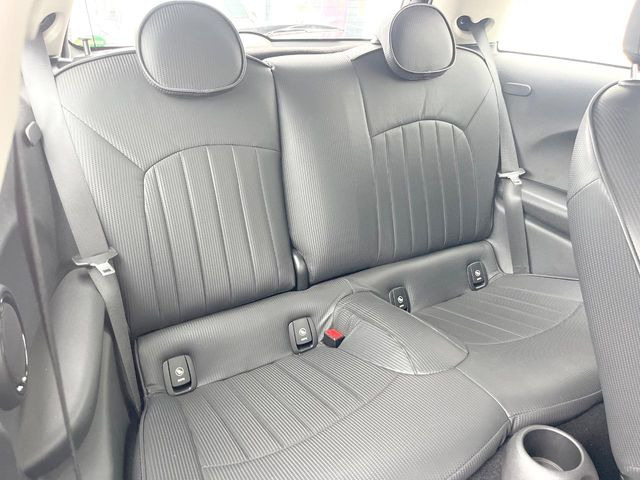 ���㕔���Ȃ��C�ɂȂ�悤�ȃL�Y�E�����ւ��蓙�A�傫�ȃ_���[�W�͂Ȃ��A�ǍD�ȏ�Ԃł��B