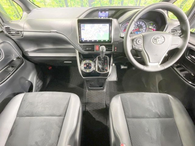 ヴォクシー2.0 ZS 煌III