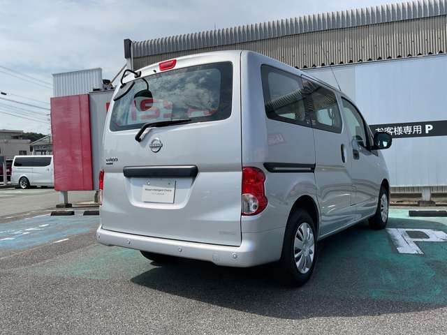 NV200バネットバン1.6 VX