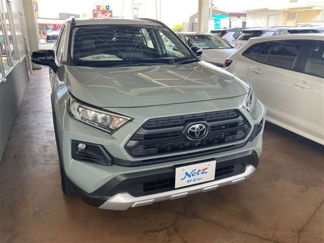 RAV42.0 アドベンチャー 4WD
