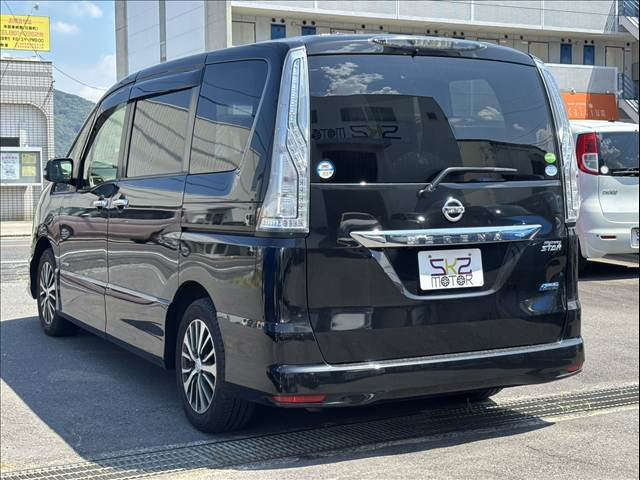 セレナ2.0 ハイウェイスター Vセレクション+Safety S-HYBRID