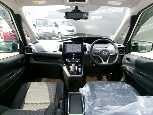 セレナ1.2 e-POWER ハイウェイスターV