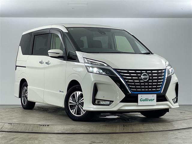 セレナ1.2 e-POWER ハイウェイスターV