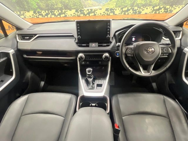 RAV42.0 G 4WD