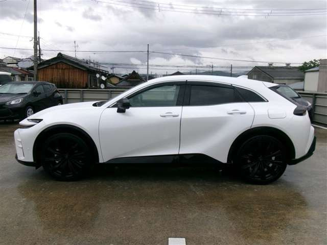 クラウンスポーツ2.5 Z E-Four 4WD