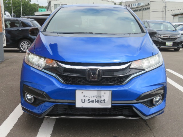 フィット1.5 ハイブリッド S ホンダセンシング 4WD