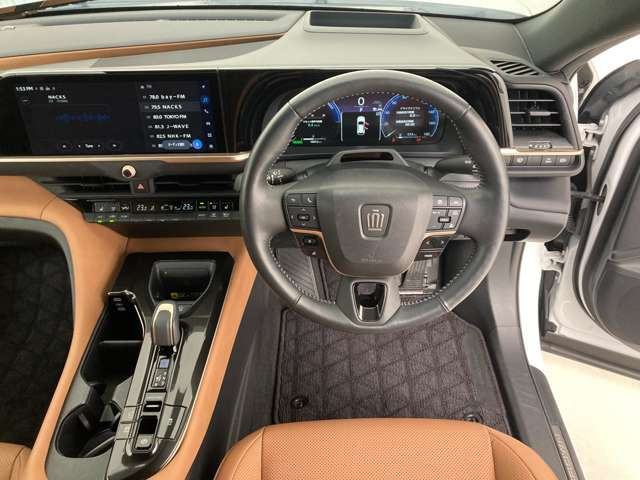クラウンスポーツ2.5 Z E-Four 4WD