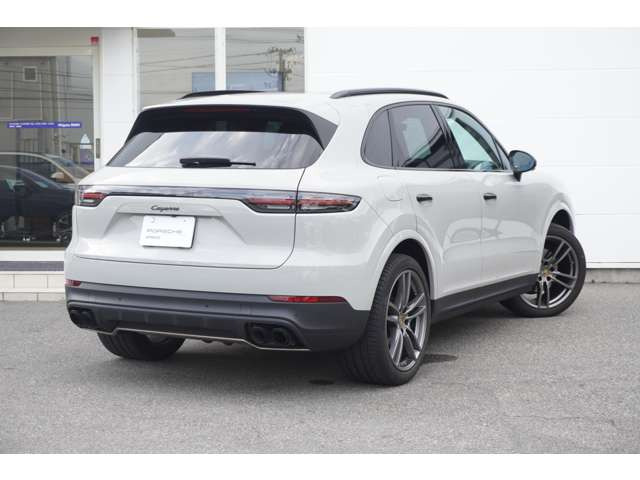 カイエンプラチナ エディション ティプトロニックS 4WD
