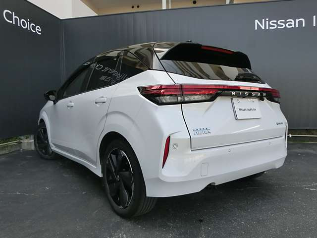 ノートオーラ1.2 G レザーエディション