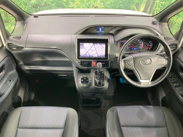 ヴォクシー2.0 ZS 煌