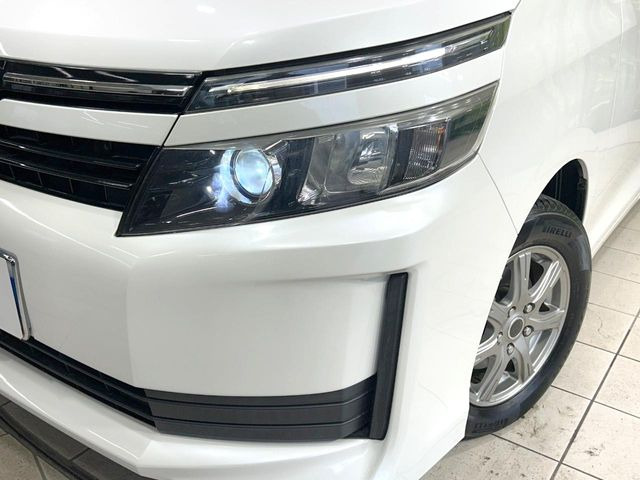 �yLED�w�b�h���C�g�z���V����ԑ��s�����ǍD�Ȏ��E���m�ۂ����S���ĉ^�]�ł��鍂�P�xLED�w�b�h���C�g�𑕔�!�_�����x�������A����d�͂��}�����Ă��܂��B