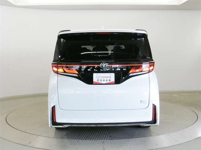 ヴェルファイアハイブリッド 2.5 Z プレミア E-Four 4WD